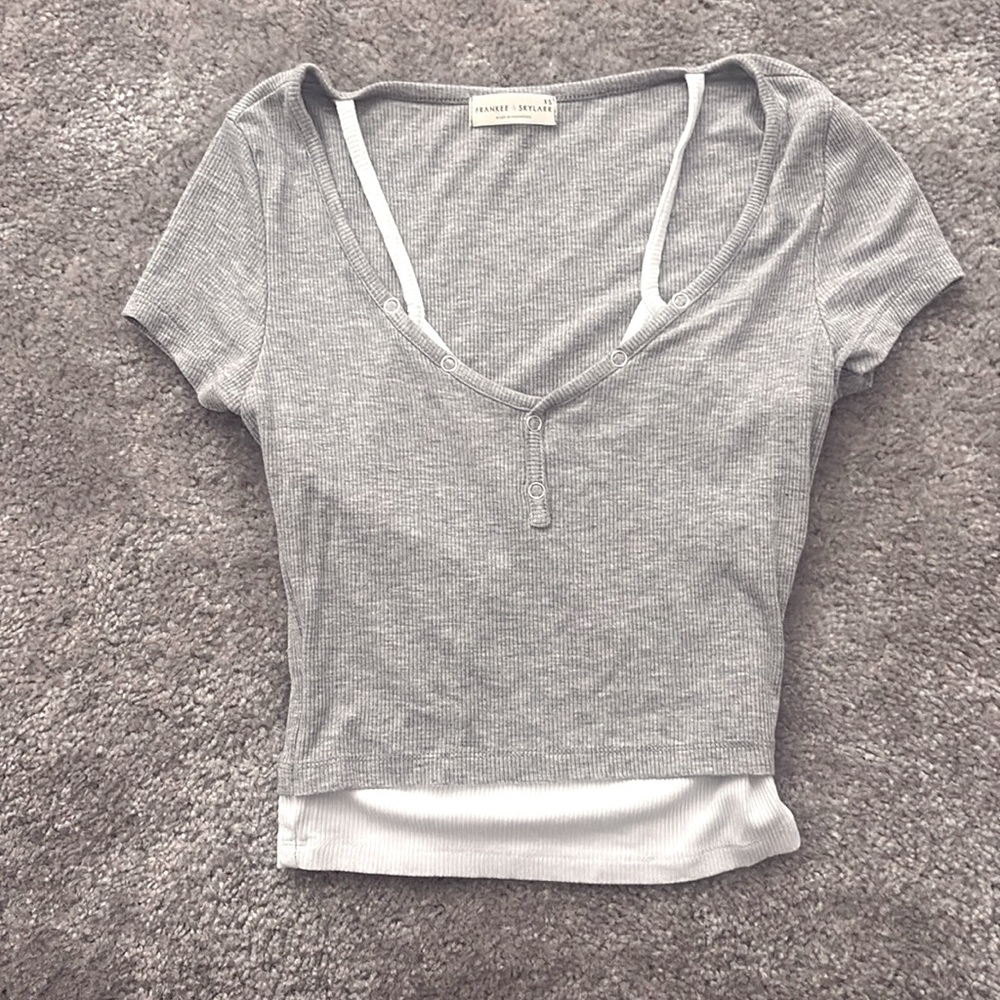 gray crop top with built in tank top
